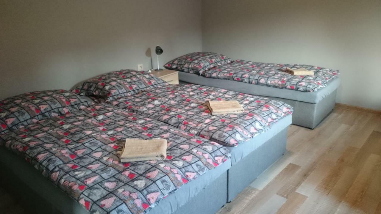 Penzion Vian Krasnohorska Dlha Luka Esterno foto